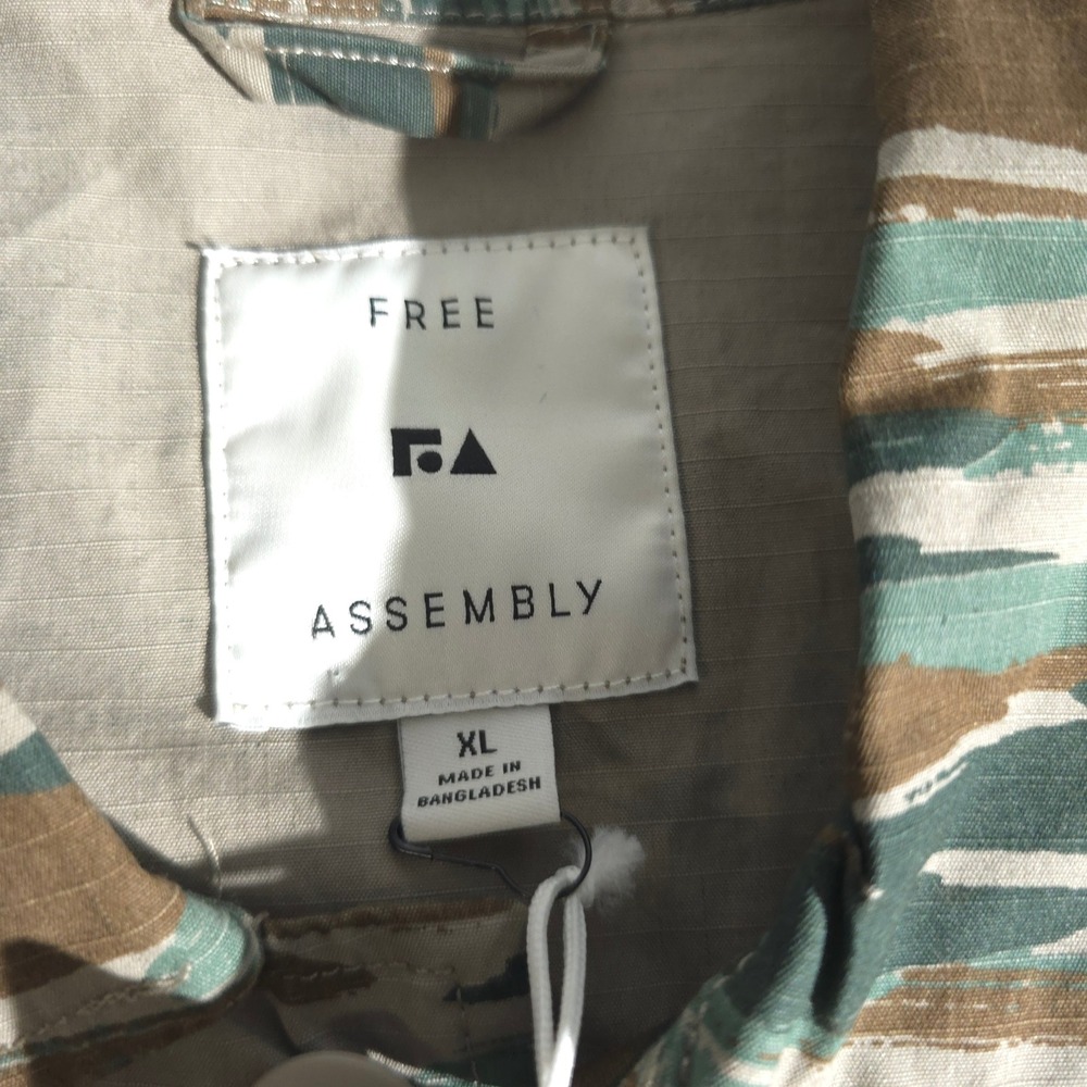 Free Assembly Mens Fatigue Military Jacket Sz XL Camo Camouflage Cotton New NWT - Picture 9 of 13